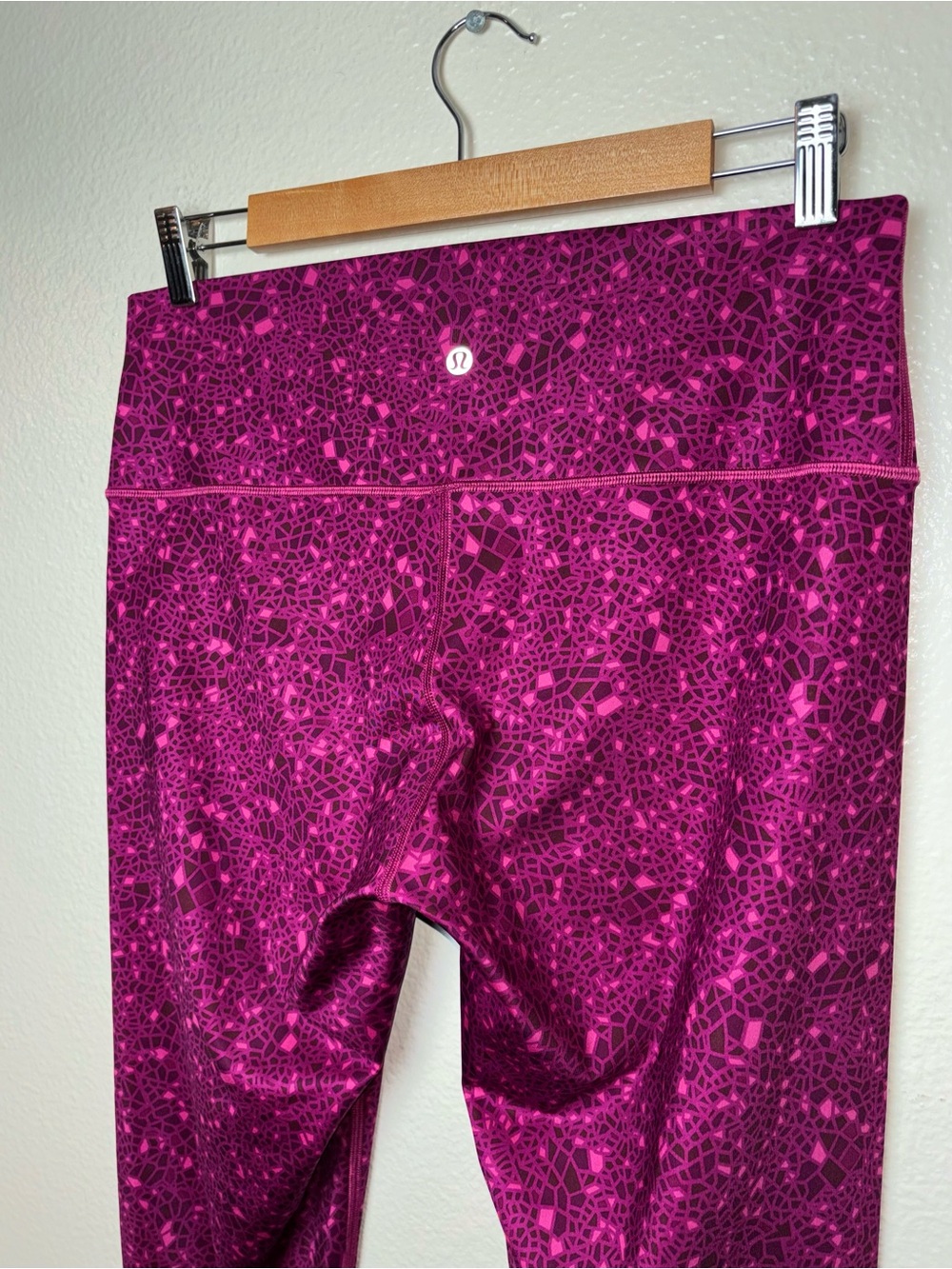 Lululemon High Times Pant(Full-On Luxtreme)Paradise Geo Regal Plum Multi size 12 - Picture 13 of 16